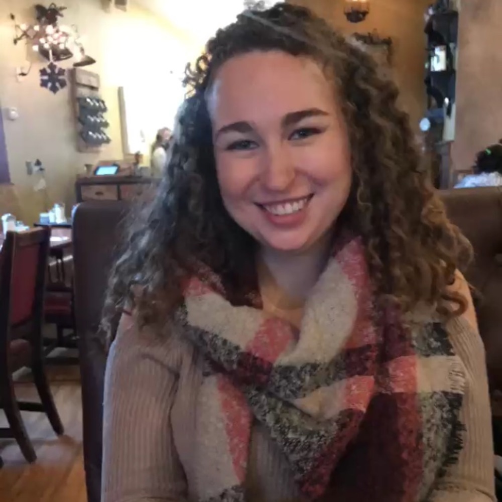 Meet your Posher, Caitlyn